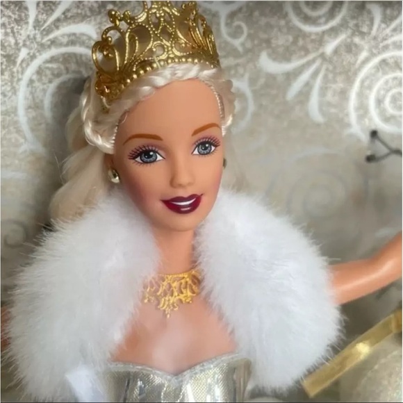 Mattel Barbie Holiday Celebration 2000 Special Edition Doll NIB - Picture 3 of 9